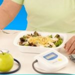Meals for hypotensive patients should be small and frequent